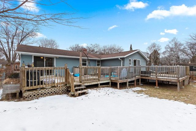 1945 EVERBREEZE ROAD, Green Bay, WI 54304