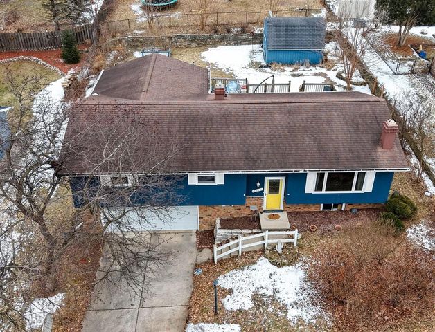 1945 EVERBREEZE ROAD, Green Bay, WI 54304
