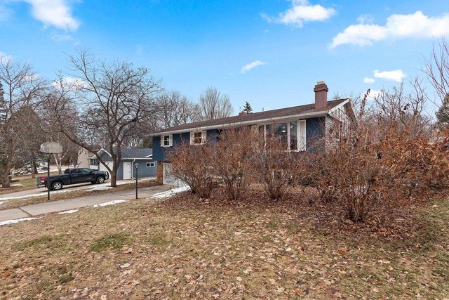 1945 EVERBREEZE ROAD, Green Bay, WI 54304