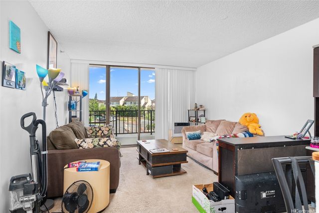 98-402 Koauka Loop 216, Aiea, HI 96701