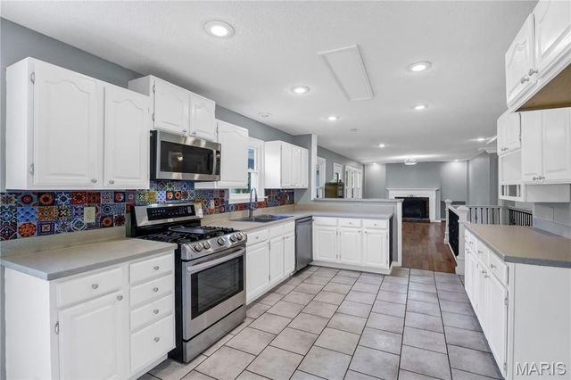 1944 Pepperrell Drive, St Louis, MO 63146
