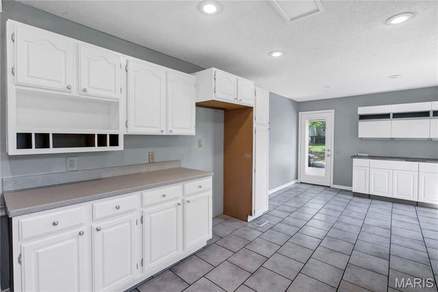 1944 Pepperrell Drive, St Louis, MO 63146