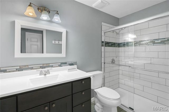 1944 Pepperrell Drive, St Louis, MO 63146