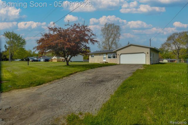 5410 Rushmore Pass, Grand Blanc Charter Township, MI 48439