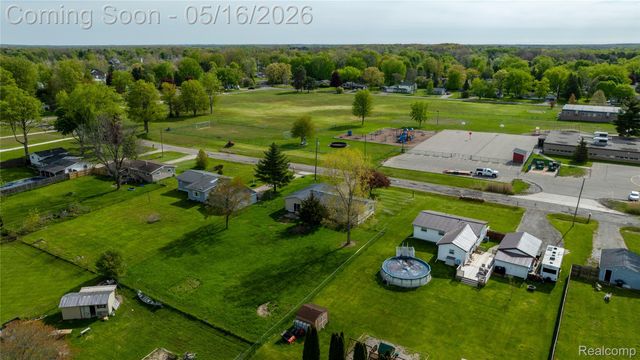 5410 Rushmore Pass, Grand Blanc Charter Township, MI 48439