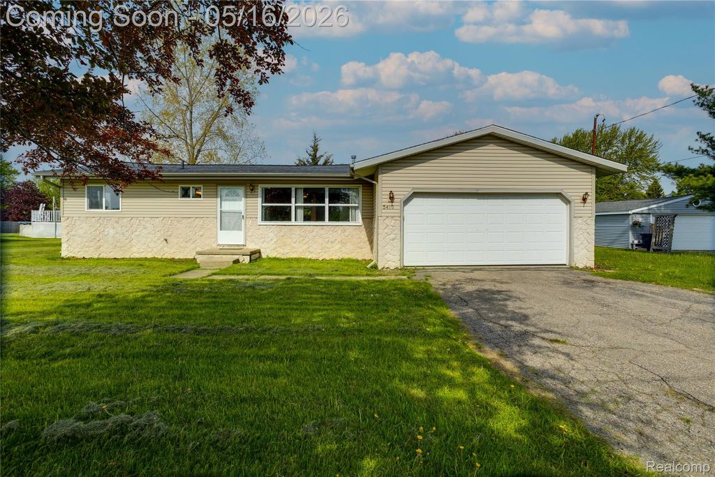 5410 Rushmore Pass, Grand Blanc Charter Township, MI 48439