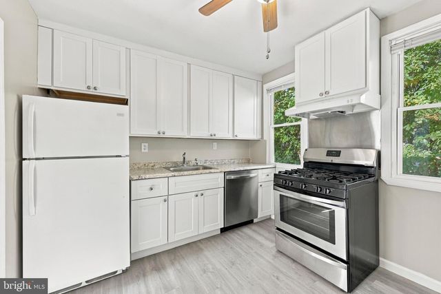 104 VERNON ST, Bordentown, NJ 08505