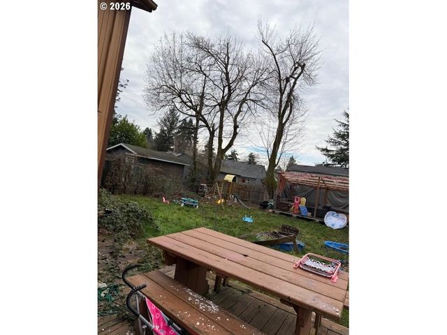 5235 Ne 73RD Ave, Portland, OR 97218