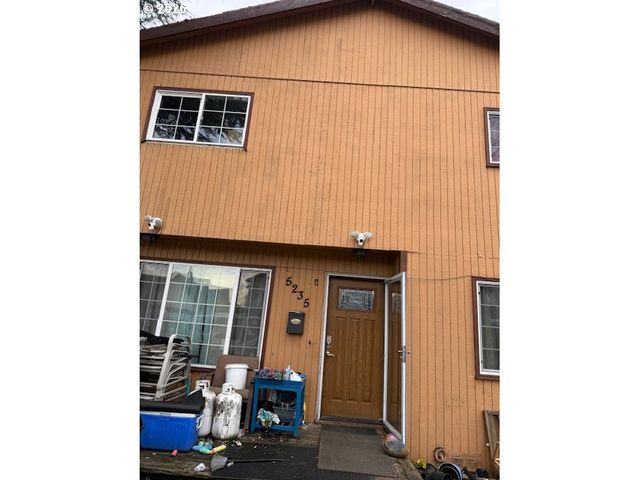 5235 Ne 73RD Ave, Portland, OR 97218