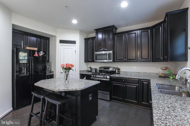 1024 COOK DR SE, Washington, DC 20032