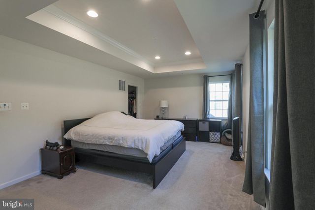 1024 COOK DR SE, Washington, DC 20032