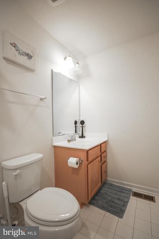 1024 COOK DR SE, Washington, DC 20032