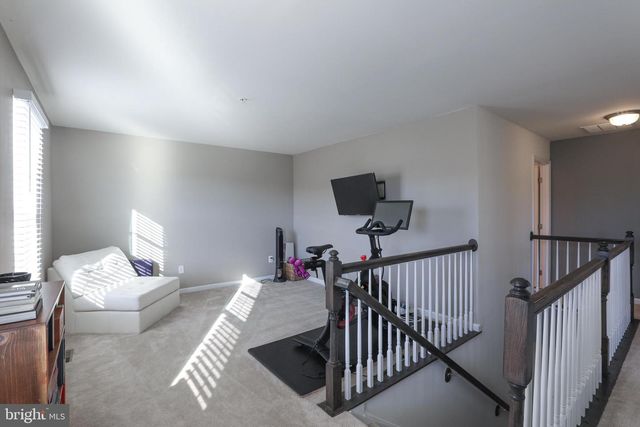 1024 COOK DR SE, Washington, DC 20032