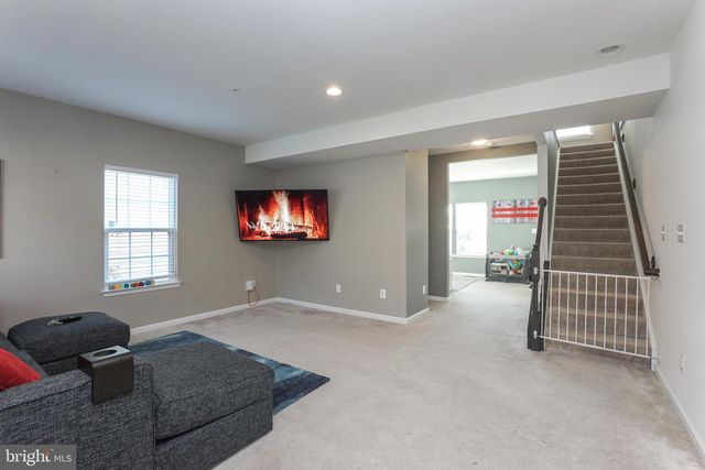 1024 COOK DR SE, Washington, DC 20032
