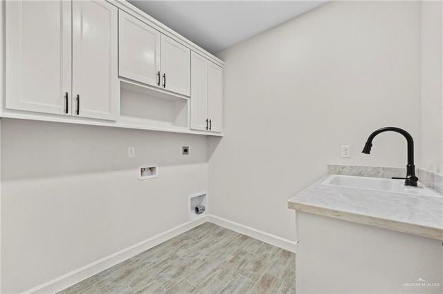 706 La Laguna Road, Mission, TX 78572