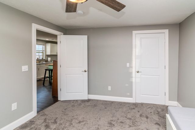 232 Warnock Street, Lexington, KY 40508