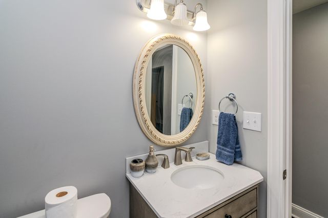 232 Warnock Street, Lexington, KY 40508