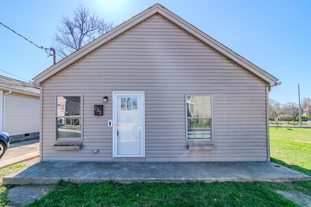 232 Warnock Street, Lexington, KY 40508