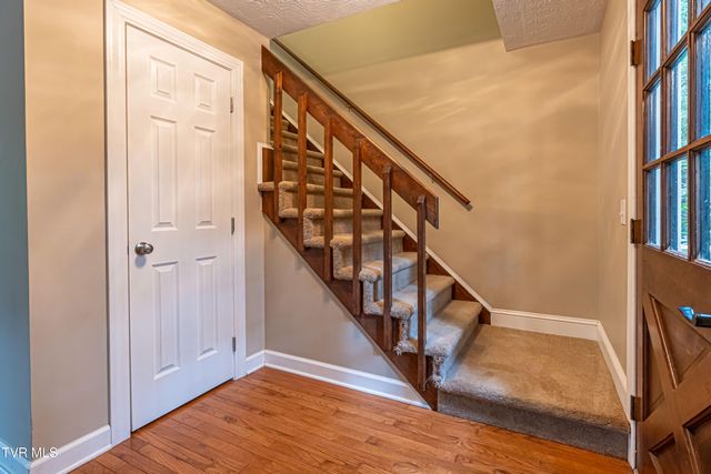 19216 Mercedes Drive, Abingdon, VA 24210