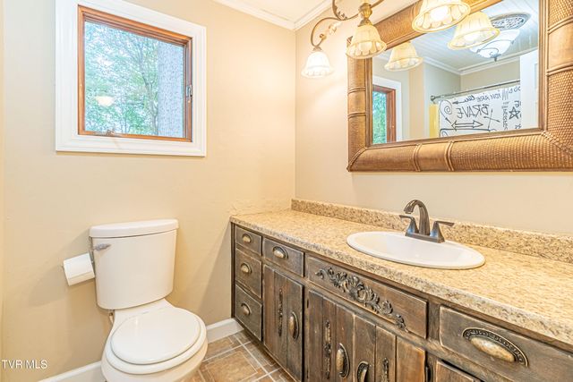 19216 Mercedes Drive, Abingdon, VA 24210