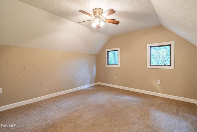 19216 Mercedes Drive, Abingdon, VA 24210