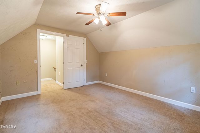 19216 Mercedes Drive, Abingdon, VA 24210