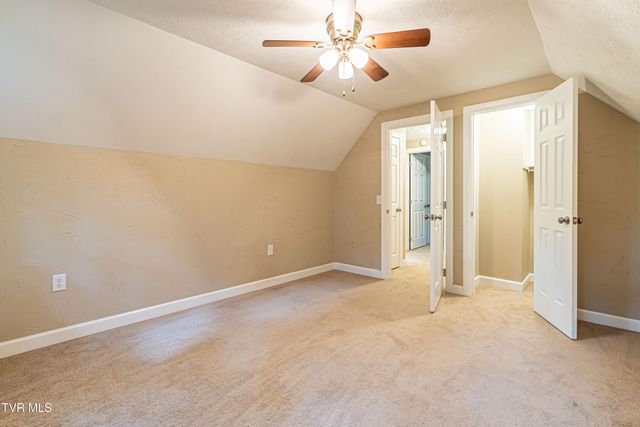 19216 Mercedes Drive, Abingdon, VA 24210