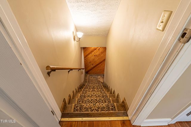 19216 Mercedes Drive, Abingdon, VA 24210