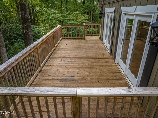 19216 Mercedes Drive, Abingdon, VA 24210