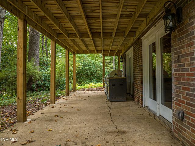 19216 Mercedes Drive, Abingdon, VA 24210