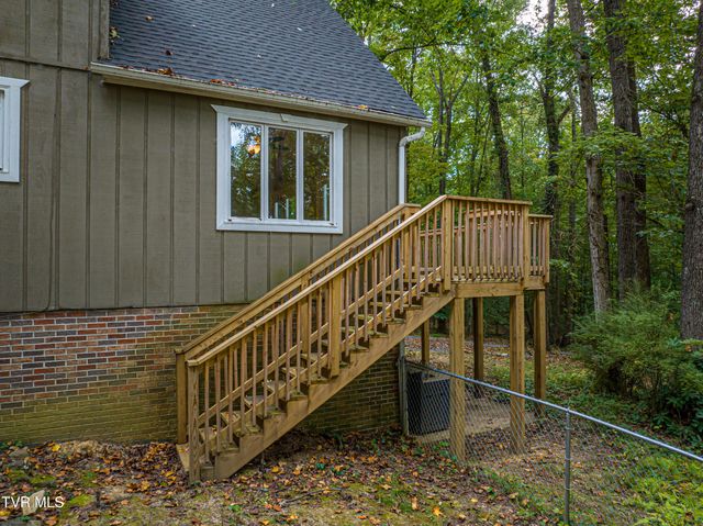 19216 Mercedes Drive, Abingdon, VA 24210