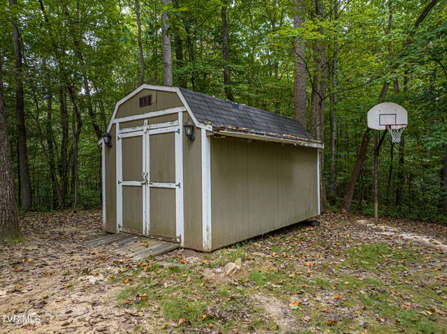 19216 Mercedes Drive, Abingdon, VA 24210