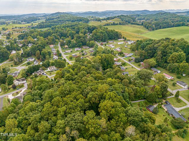 19216 Mercedes Drive, Abingdon, VA 24210