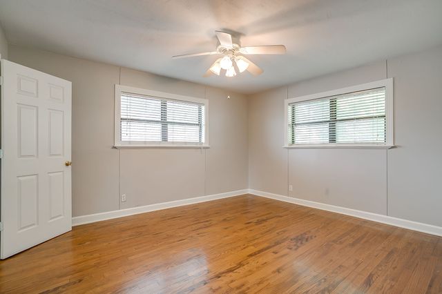 3313 Bilglade Road, Fort Worth, TX 76133