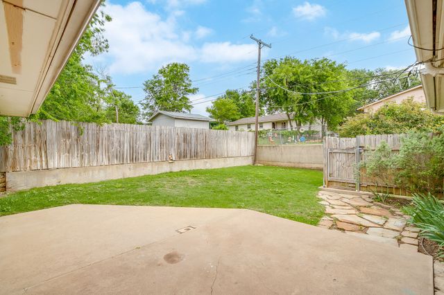 3313 Bilglade Road, Fort Worth, TX 76133