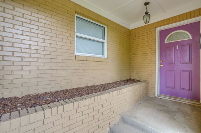 3313 Bilglade Road, Fort Worth, TX 76133