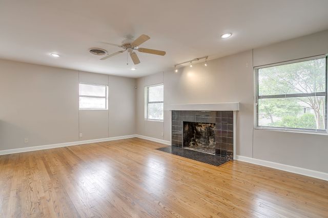 3313 Bilglade Road, Fort Worth, TX 76133