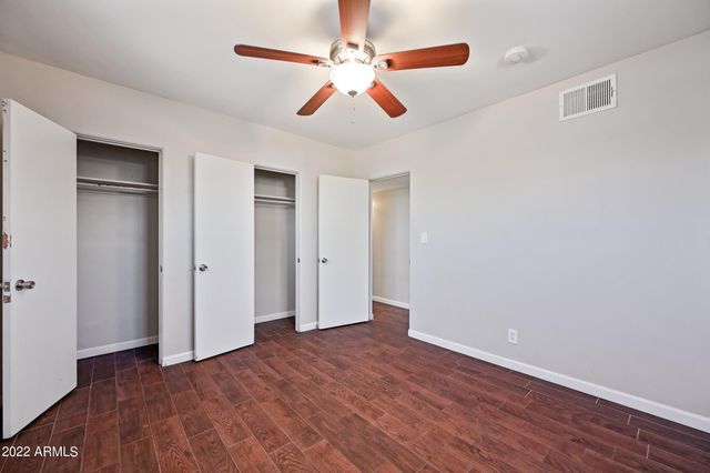 144 N HUNT Drive E, Mesa, AZ 85203