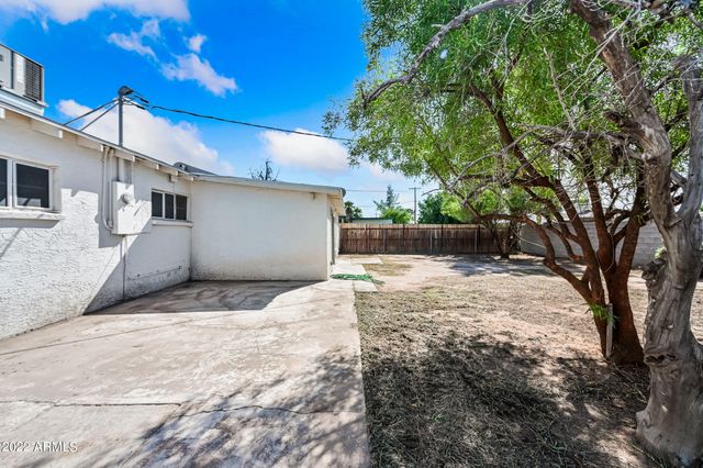 144 N HUNT Drive E, Mesa, AZ 85203
