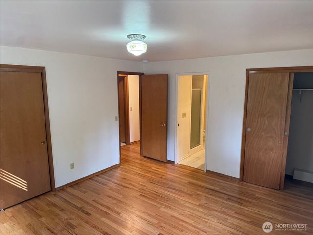 17421 NE 11th Street, Bellevue, WA 98008