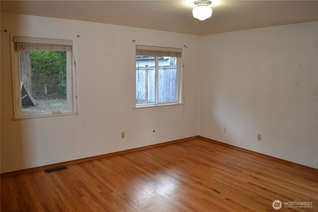 17421 NE 11th Street, Bellevue, WA 98008
