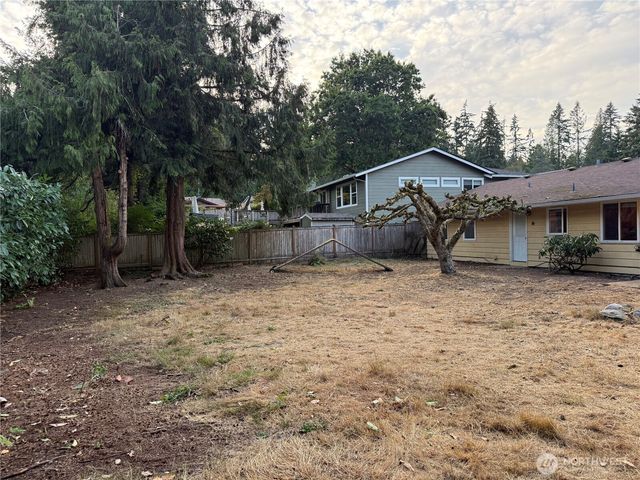 17421 NE 11th Street, Bellevue, WA 98008