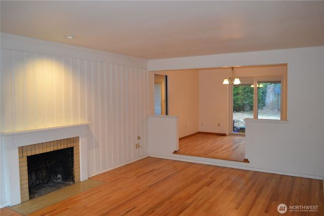 17421 NE 11th Street, Bellevue, WA 98008
