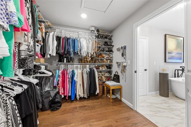 347 McCoy Place Rd, Aleppo, PA 15143