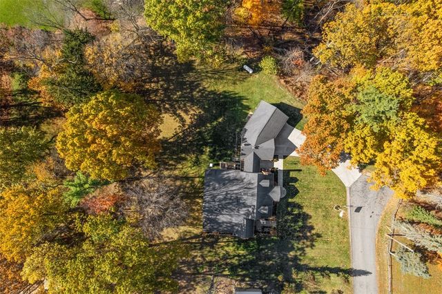 347 McCoy Place Rd, Aleppo, PA 15143