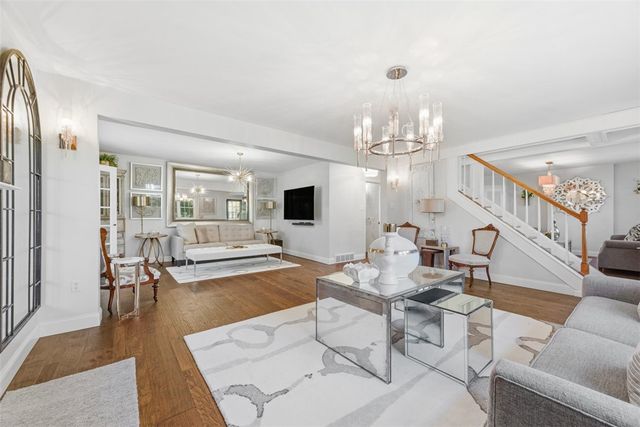 347 McCoy Place Rd, Aleppo, PA 15143