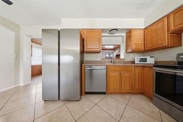 11373 62ND AVENUE, Seminole, FL 33772