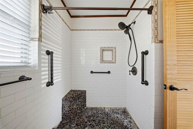 11373 62ND AVENUE, Seminole, FL 33772