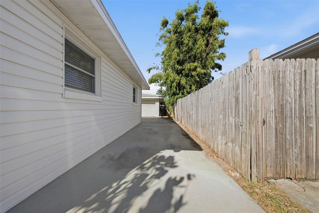 11373 62ND AVENUE, Seminole, FL 33772