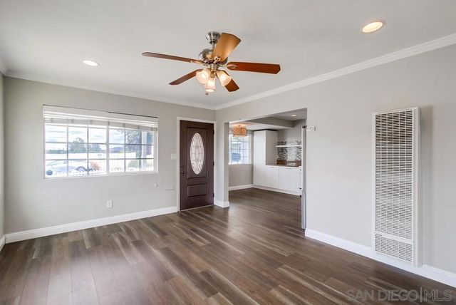 6327 Newsome Dr, San Diego, CA 92115